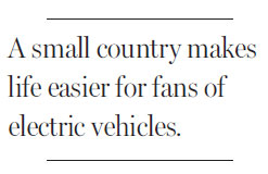 Plugging in, Dutch put electric cars to the test