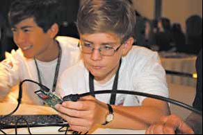 A tiny computer attracts tinkerers