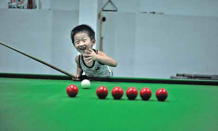 Pint-sized snooker prodigy