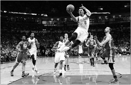 Westbrook wallops the Warriors