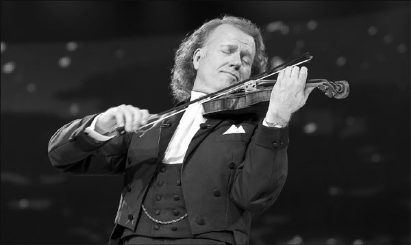 Long live the king of waltz