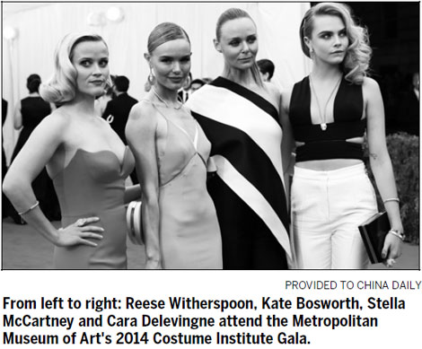 " further into cocktails, johnny depp thought a new dressing