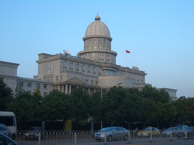 间谍基地:世界九大情报机构的秘密总部