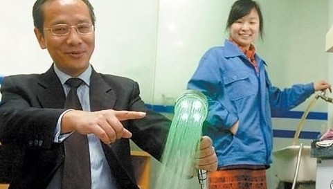 僵尸裤袜走红 图揭各类重口味防狼神器(组图)