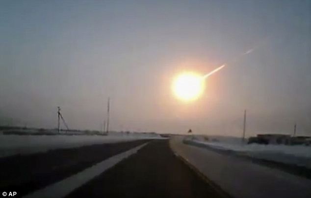 俄罗斯坠毁流星来源揭晓：从阿波罗小行星脱落