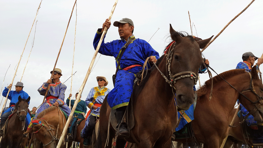 23rd Nadam Fair opens in Bairin Right Banner, N China