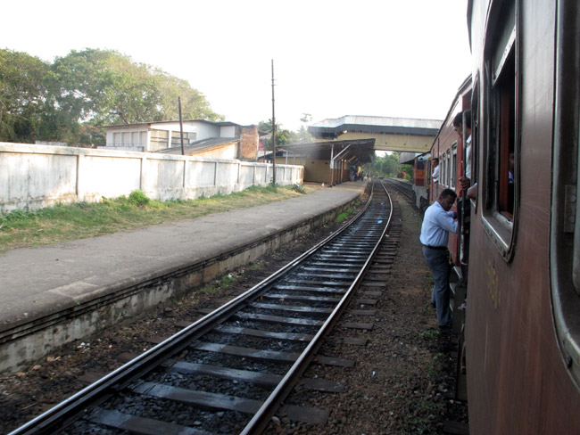 Relaxing train experience in Sri Lanka