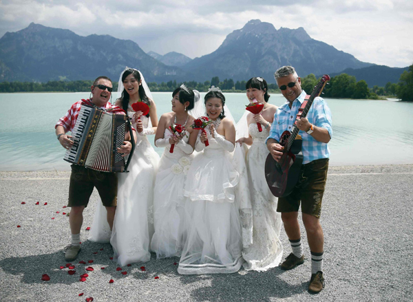 Group marriage at Neuschwanstein Castle
