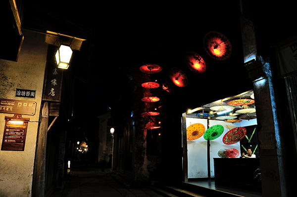 Feeling tender night in Wuzhen