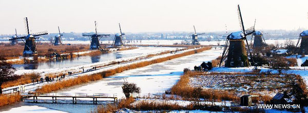 Snow sceneries in windmills town in Netherlands