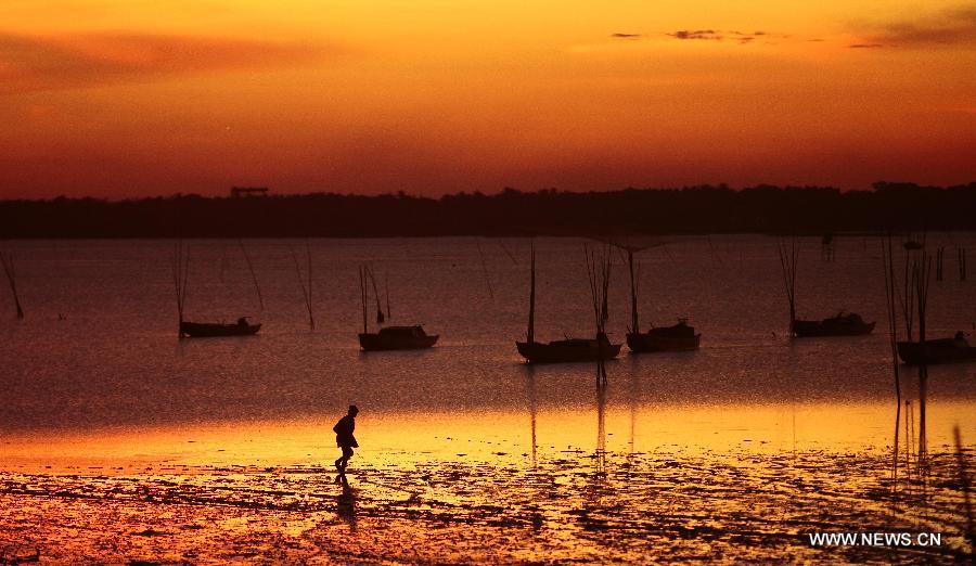 Sunset scenery in Sanjiang town, Haikou