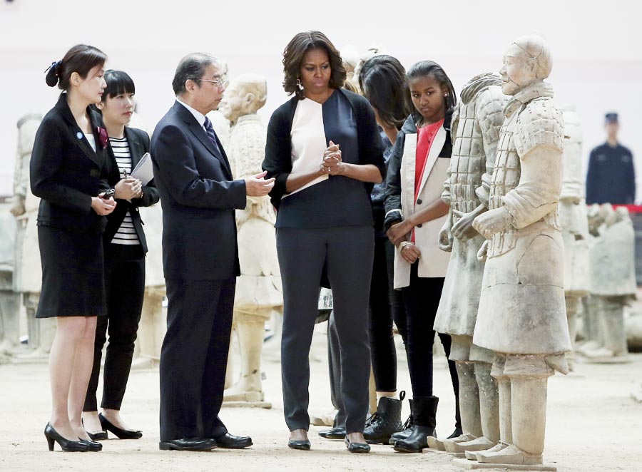 Michelle Obama sees Terracotta Warriors in Xi'an