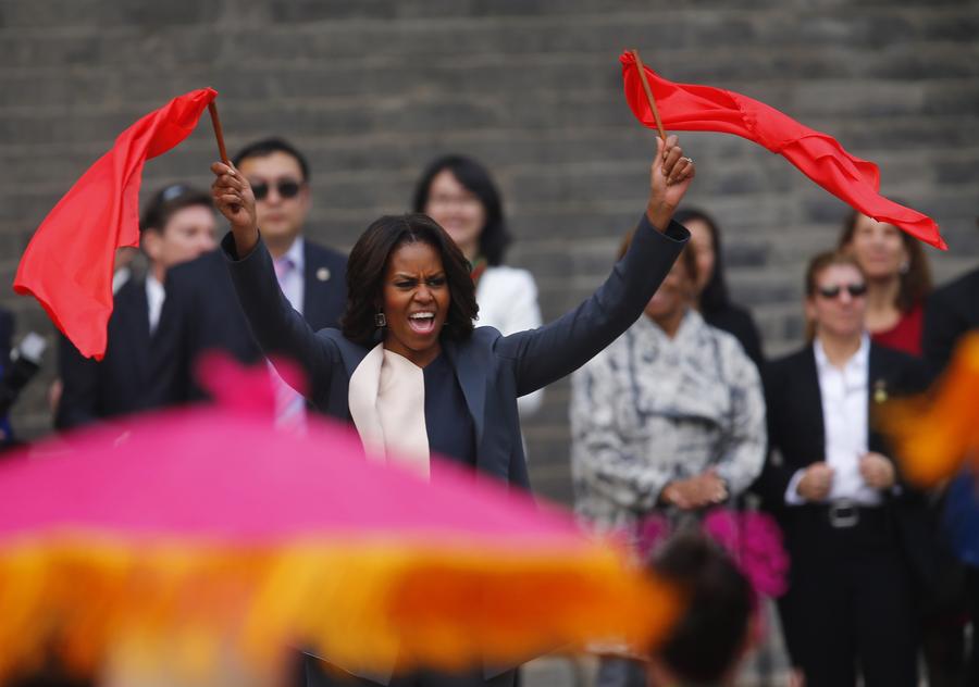 Michelle Obama visits City Wall in Xi'an