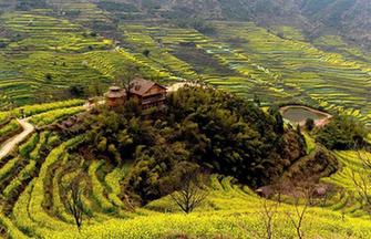 Qingming holiday embraces tourist boom