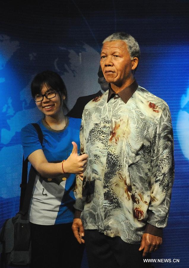 Madame Tussauds Wax Museum in Beijing attracts visitors