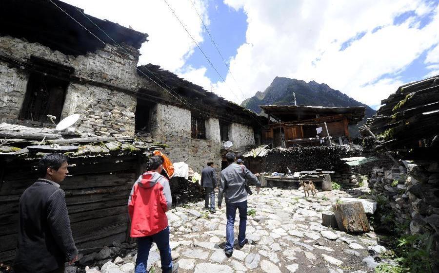 Scenery of Congo village in Tibet