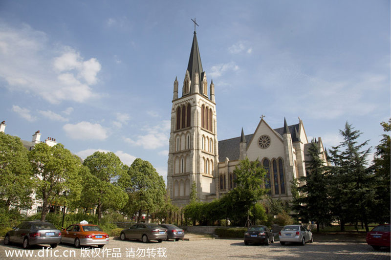 Shanghai's replica English town