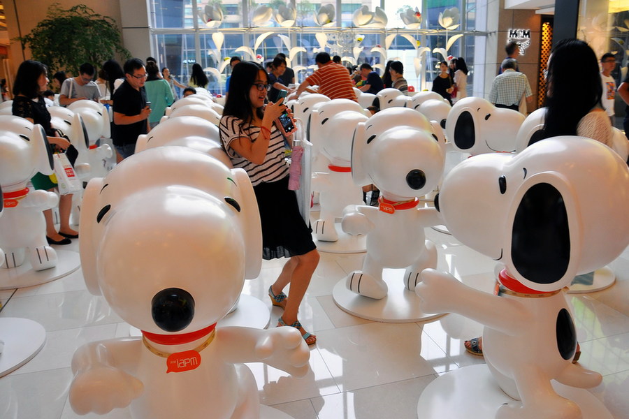 Snoopy delights fans in Shanghai