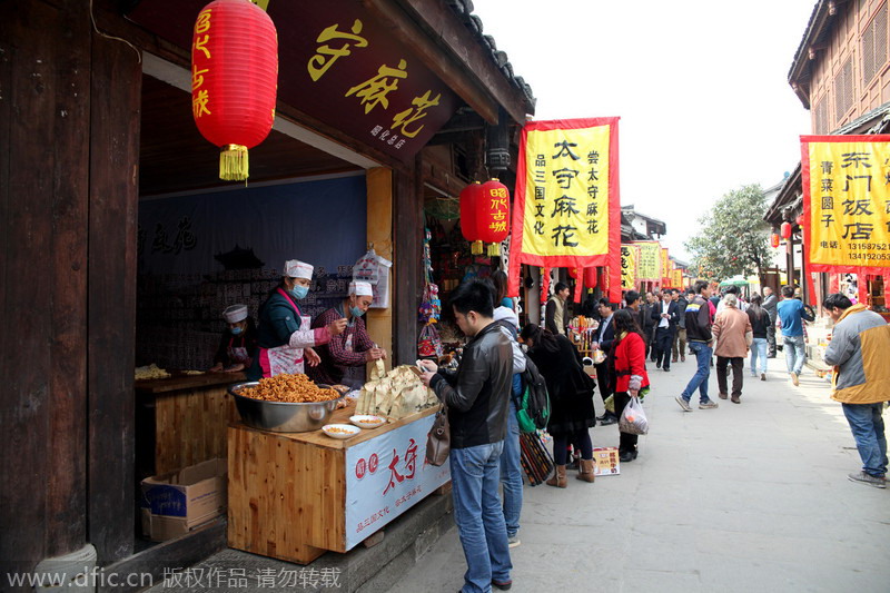 Zhaohua ancient city in Sichuan