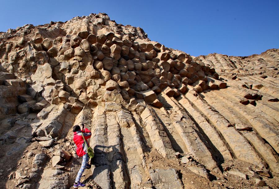 Large amount of basalt columns seen in Hebei
