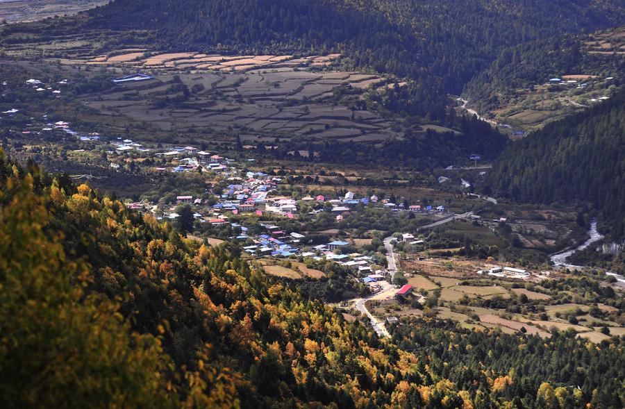 Amazing scenery of Yalu Zangbu Giant Canyon in Tibet