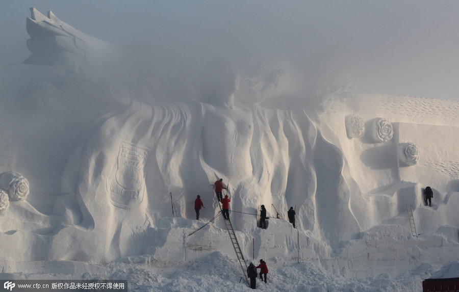 Giant Moon Goddess snow sculpture to welcome skiers