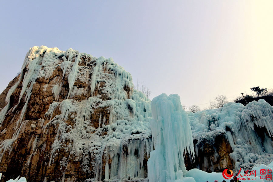 Dreamlike scenery of Huhushui waterfall