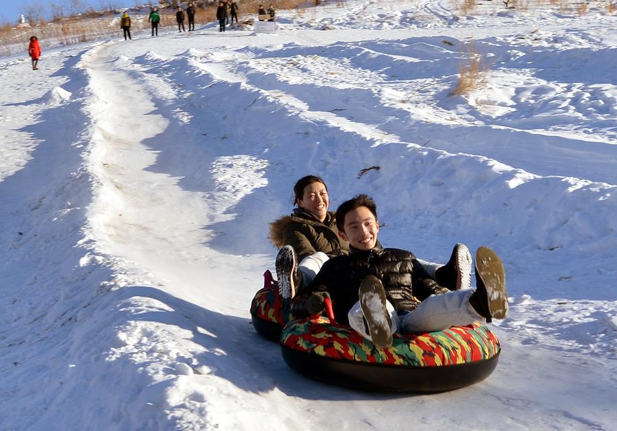 Tourism on snow develops in NE China