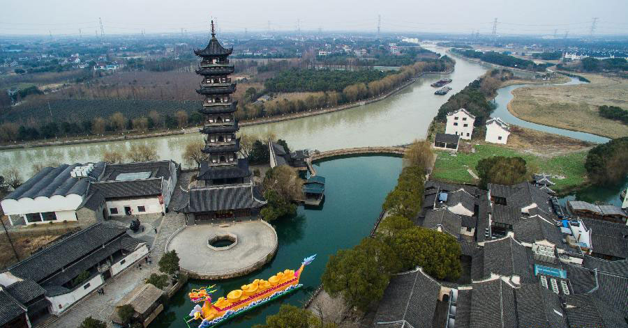 Traditional lanterns set to celebrate coming Chinese New Year