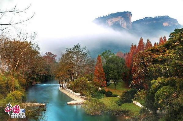 Amazing scenery of Wuyi Mountains