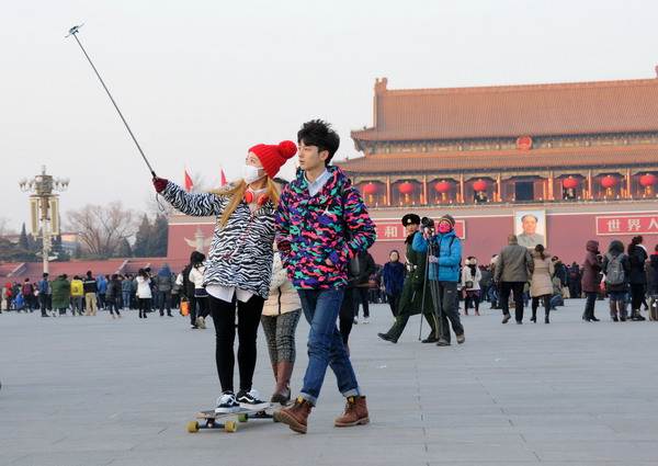 Palace Museum tells visitors to put selfie sticks away