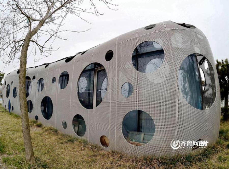 UFO-inspired buildings serve multi-purposes