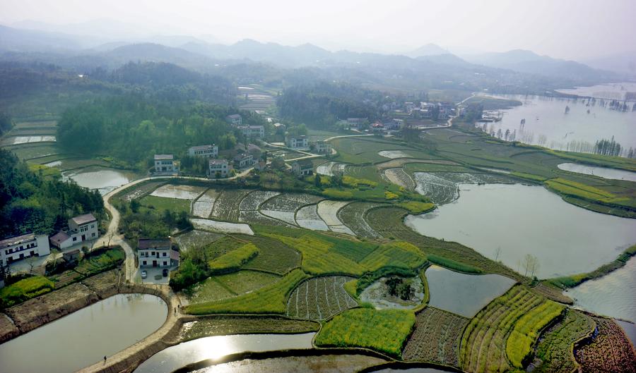 Breathtaking scenery of Wanfo Lake