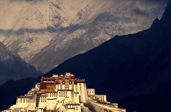 Over 11 million visited Lhasa in 2015