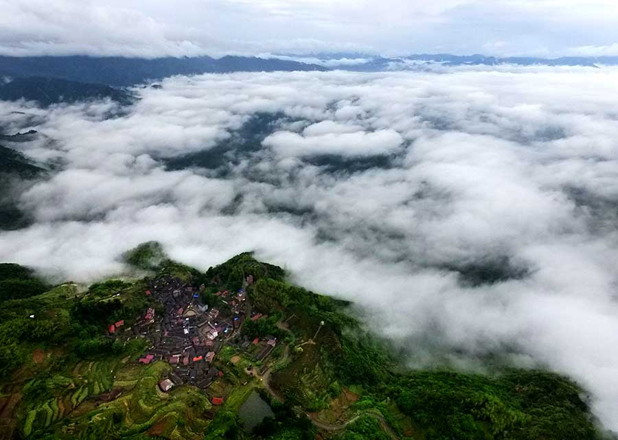 Idyllic beauty of Wuyi, Zhejiang province