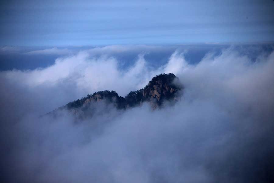 Scenery of Huangshan Mountain in E China