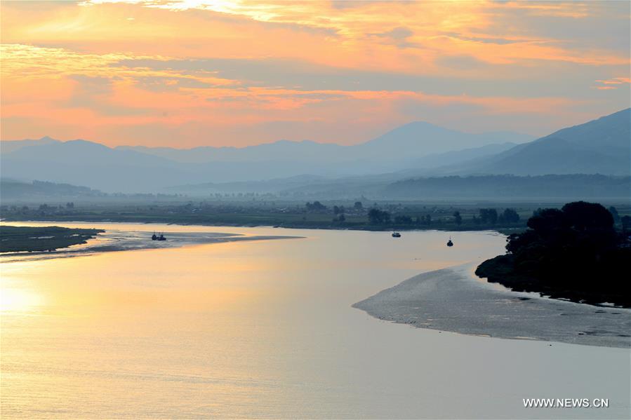 Scenery of Yalu River in Dandong