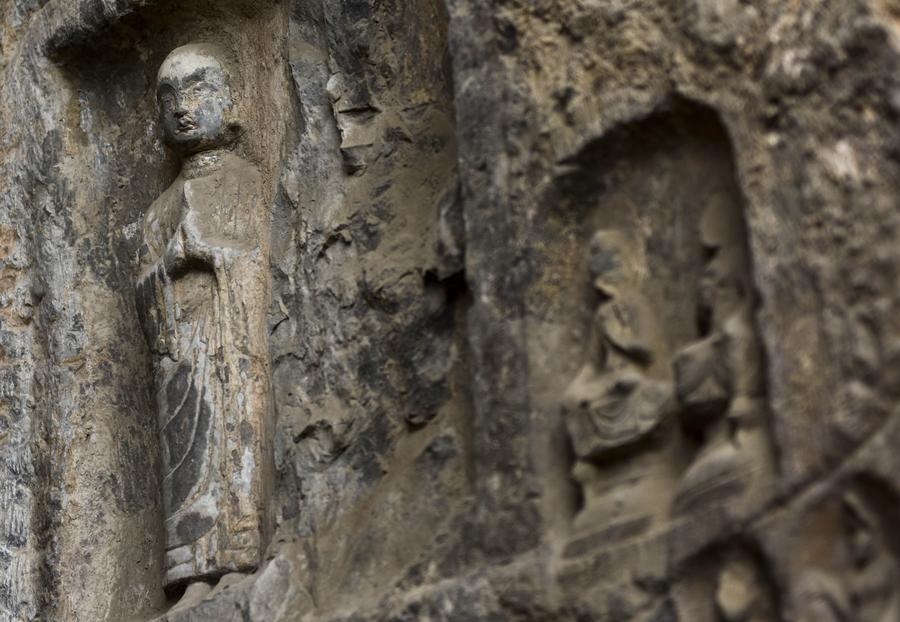 Latest snapshots of Longmen grottoes in Henan