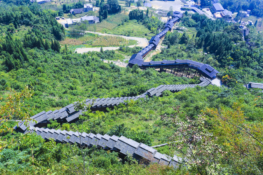 World's longest sightseeing escalator built in C China