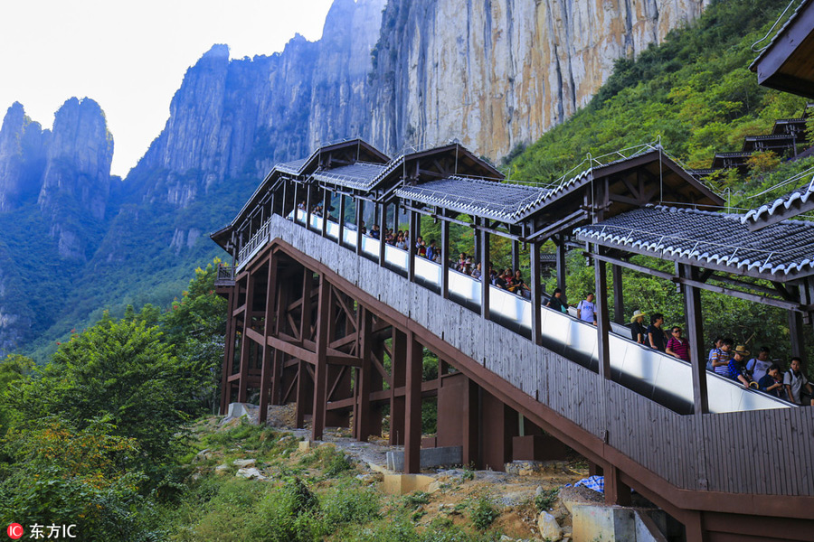 World's longest sightseeing escalator built in C China