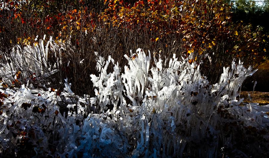 Icicles seen in NW China's Gansu