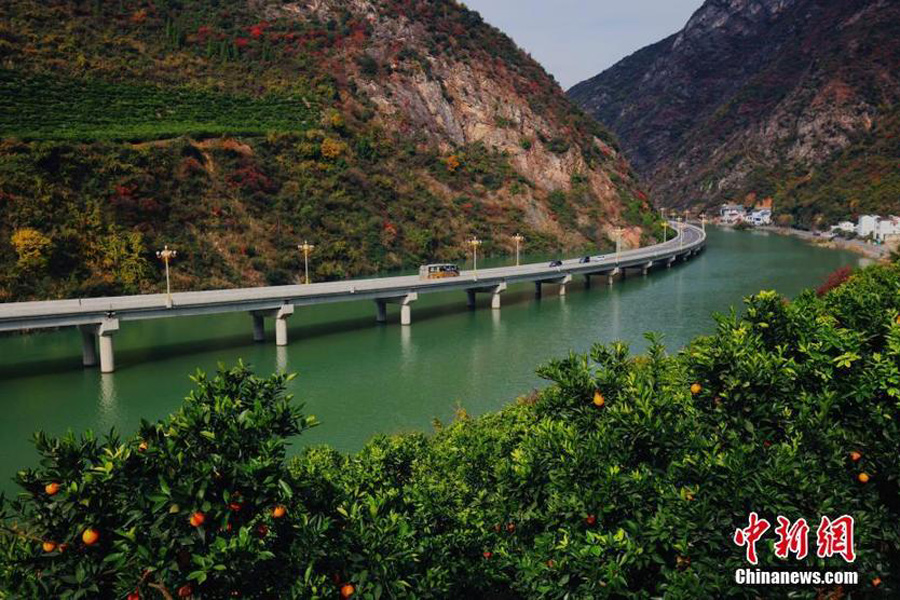 Scenic over-water bridge in Hubei