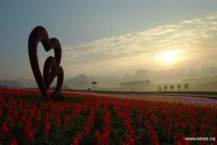 First day of 2017: Sunrise scenery seen across China