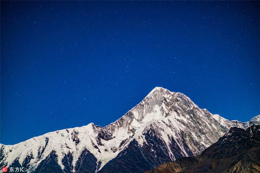 Amazing snowy mountains of Western Sichuan