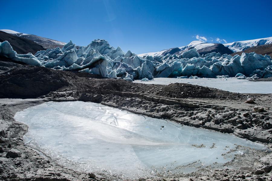 Icy beauty of Gangbu glacier in Tibet