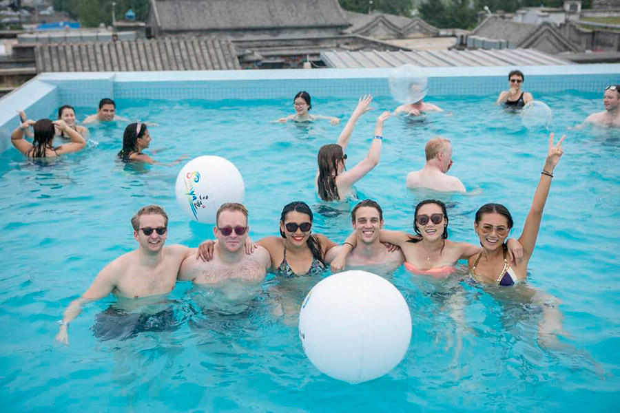 Sanya boosts expat tourism with pool parties