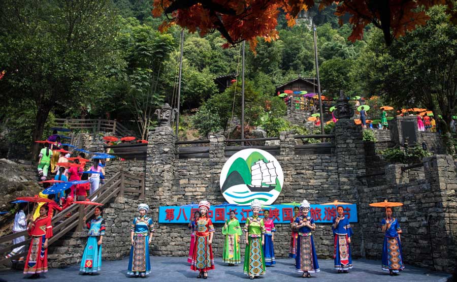 8th int'l tourism festival opens in Hubei