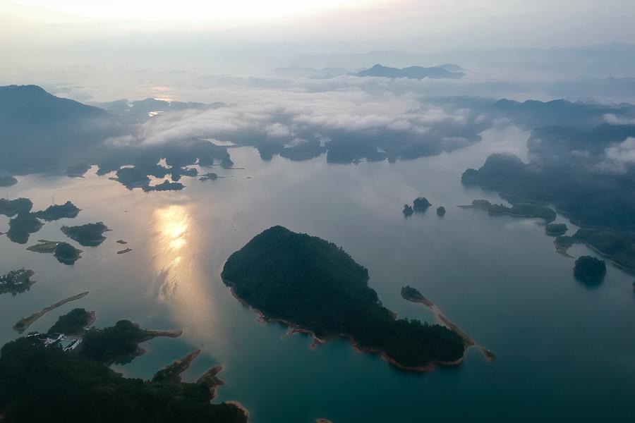 Panoramic view of Qiandao Lake, Zhejiang province