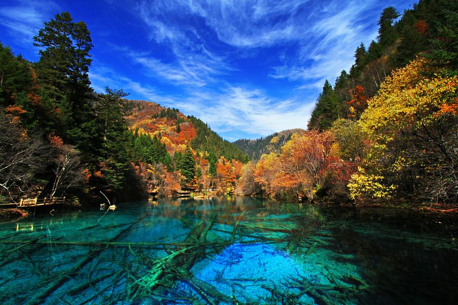 Revisiting natural wonders of quake-hit Jiuzhaigou