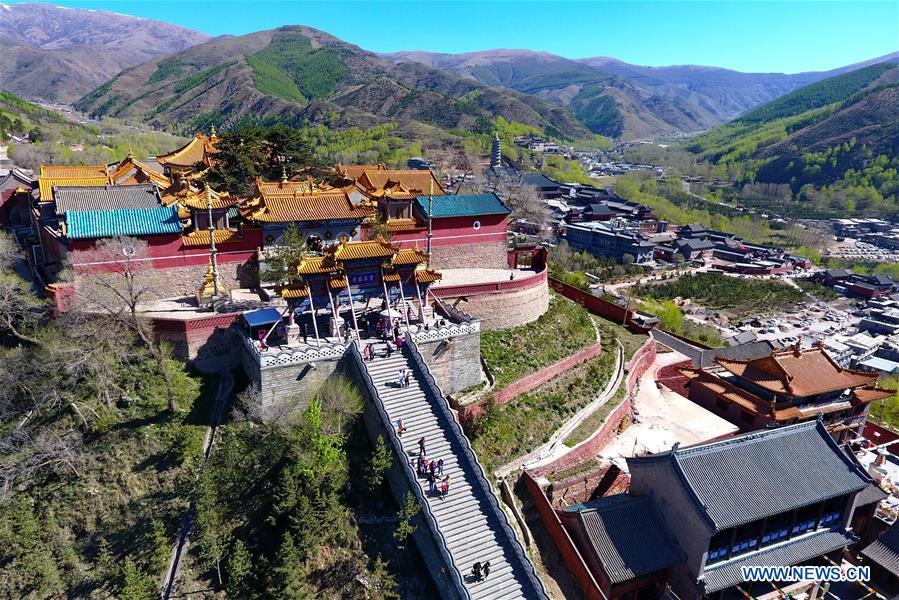 Temples on Mount Wutai in N China's Shanxi